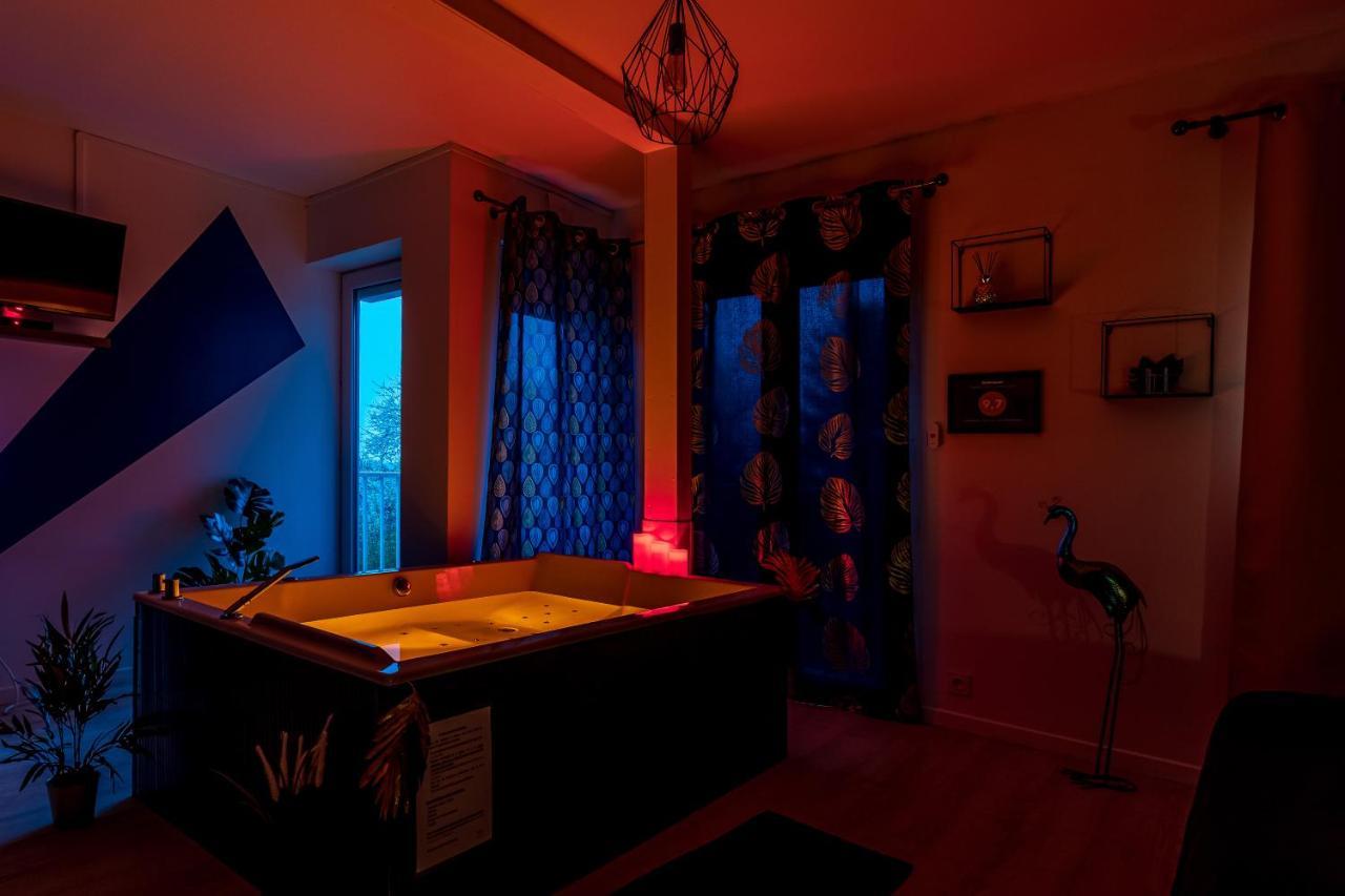 Sparadise - Jacuzzi Privé - 6min Disneyland Paris Ferienhaus Chalifert